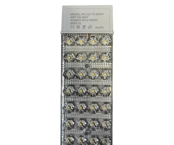 Led stropné svietidlo, číre sklo detail
