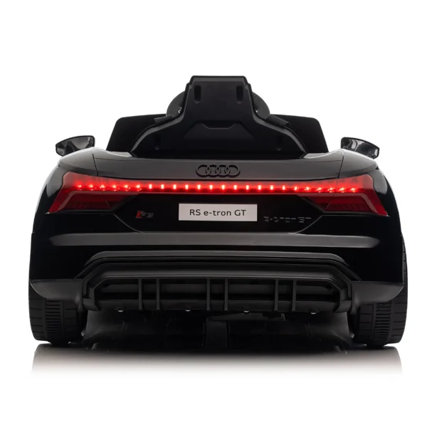 Elektrické autíčko e-tron audi zozadu